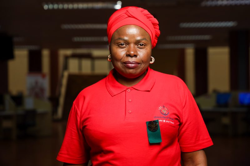 Mrs SG Nndwakhulu